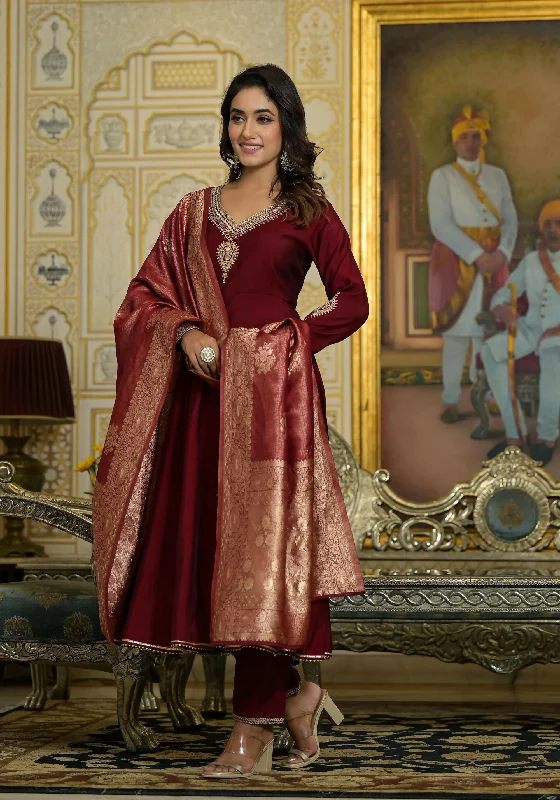Juniper Women's Maroon Zari Embroidered Viscose Kurta Pant And Dupatta Set With Sequins & Lace Fashionable Jogger Pants
