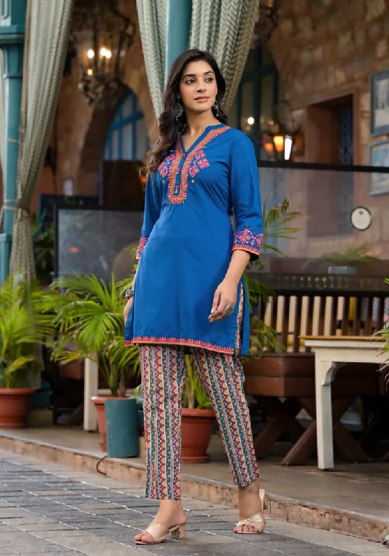 Juniper Women's Blue Thread Embroidered Liva Rayon Short Kurta And Pant Set With Buttons & Coins Stretch Fit Pants