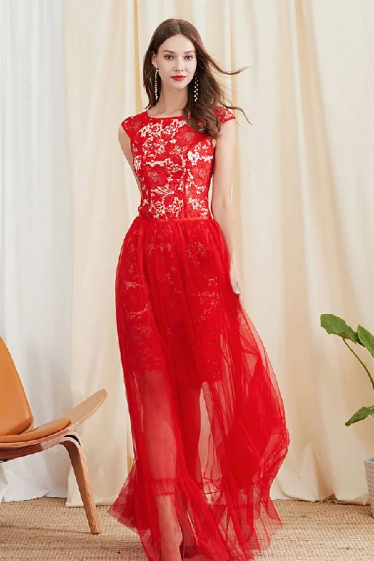 SLEEVELESS LACE MINI DRESS AND TULLE SKIRT TWO-PIECE SET Cozy Knit Mini Dress