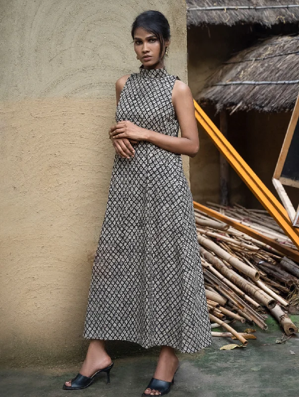 The Work Edit. Bagru Hand Block Printed Cotton Dress - Sleek Black Flora Tunics Luxurious premium