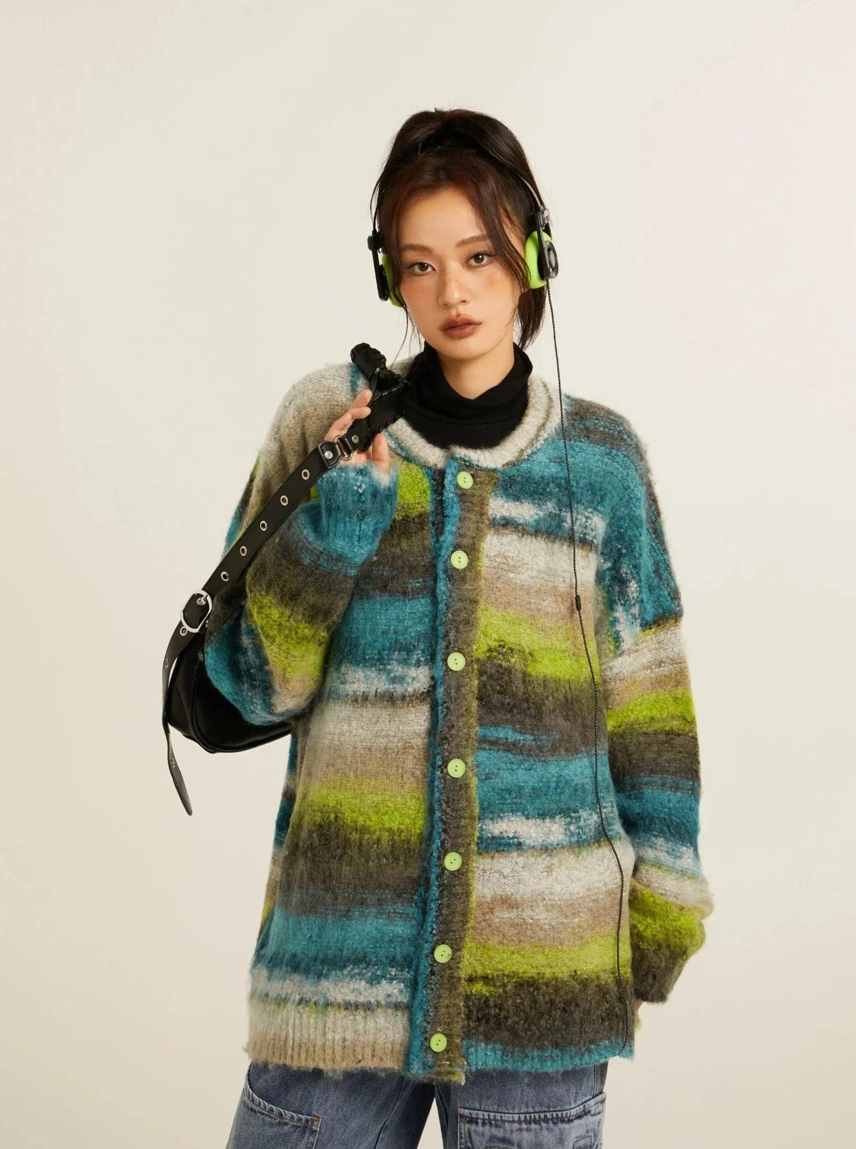 Contrast Striped Crewneck Cardigan Sweater Thin Thick Dense