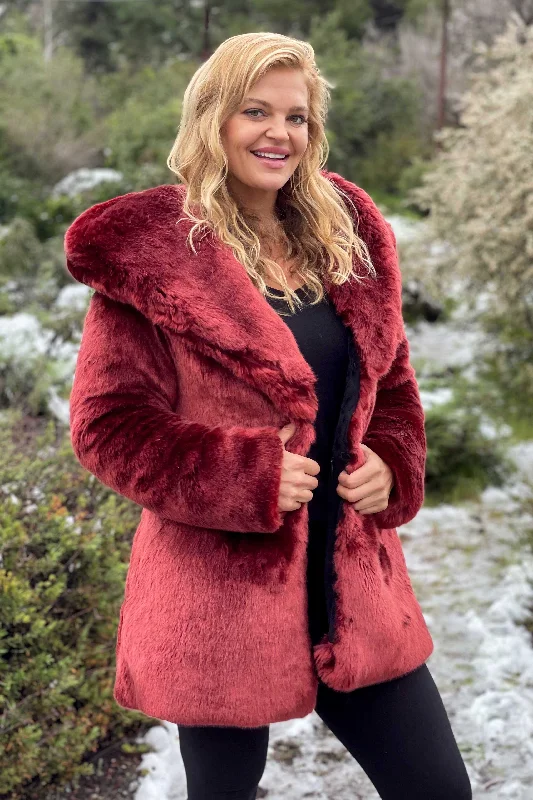 Women's Short Desert Warrior Coat in ""Scarlet"" Chinchilla