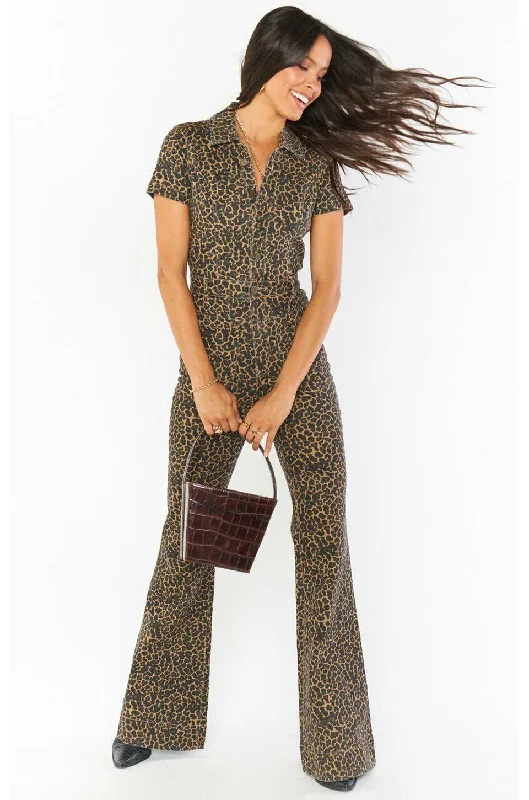 Show Me Your Mumu Everhart Jumpsuit In Jungle Groove Ruffle sleeve jumpsuit, Feminine, Elegant, Chic